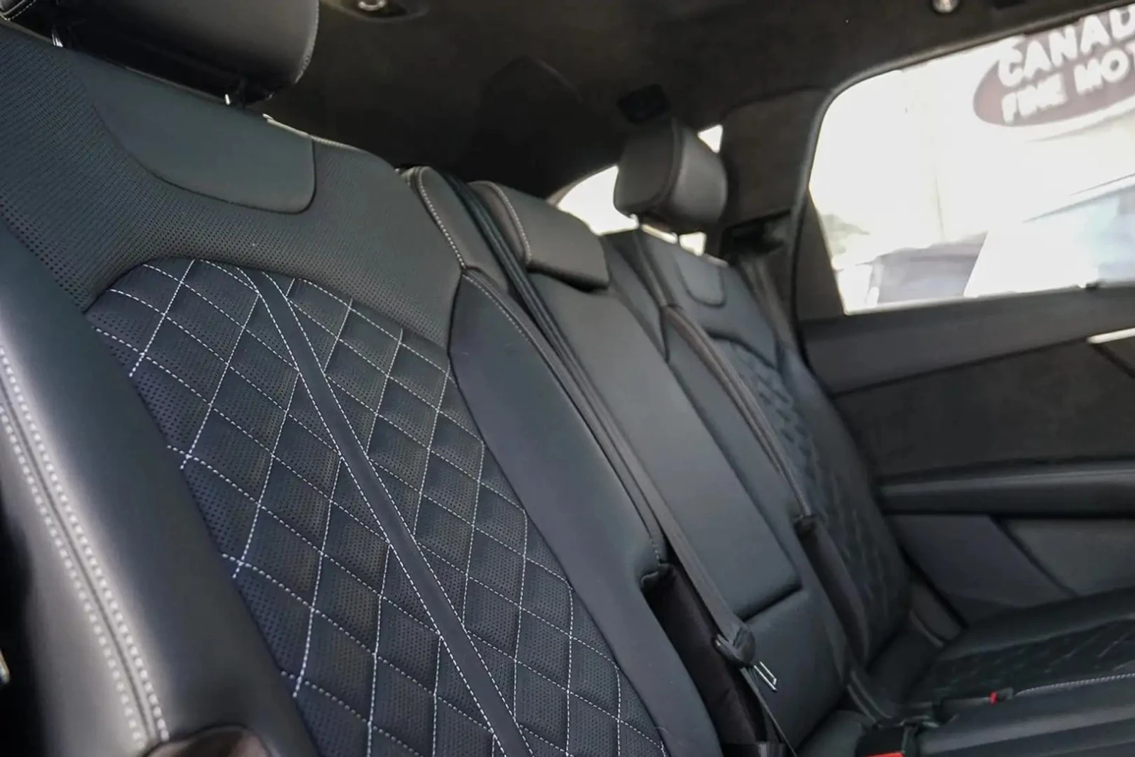 Audi SQ7 PROGRESSIV ЦЕНА ДО БЪЛГАРИЯ АВТОКРЕДИТ, снимка 17 - Автомобили и джипове - 56004273