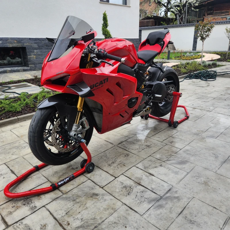 Ducati Panigale V4S