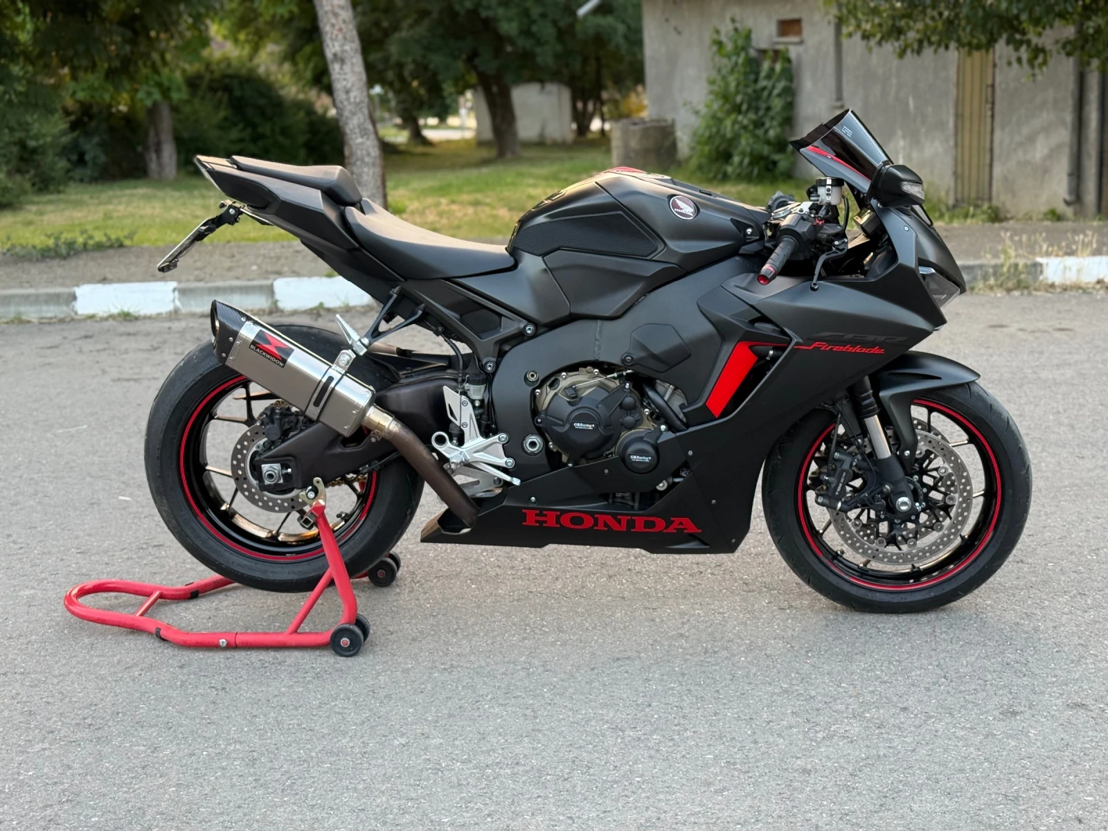 Honda Cbr 1000RR, снимка 2 - Мотоциклети и мототехника - 54994020