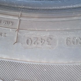 Гуми Зимни 235/65R17, снимка 9