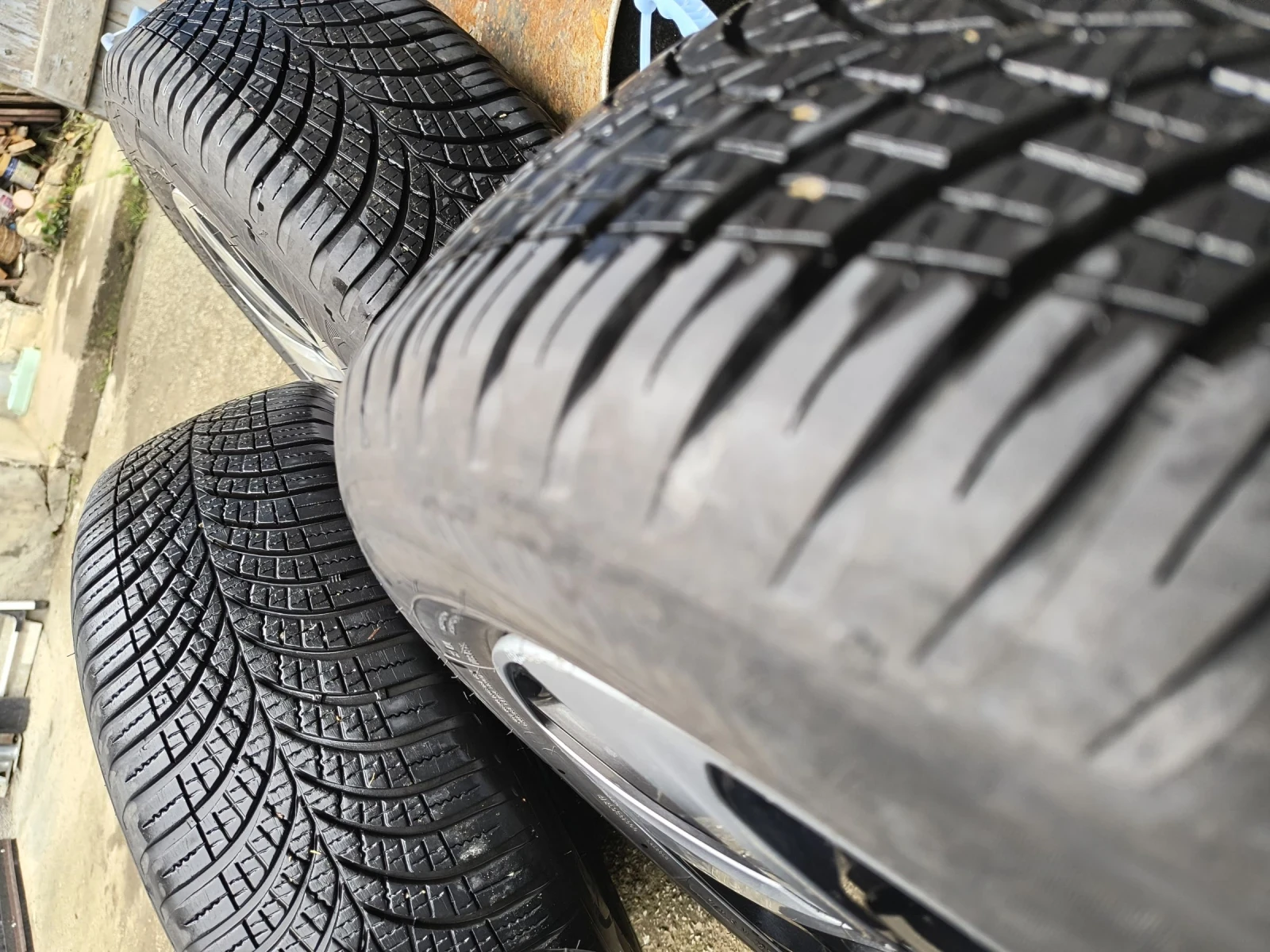 ���� � ������ 205/60R16 | Mobile.bg � ����������� 10