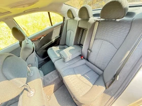 Mercedes-Benz E 220, снимка 12