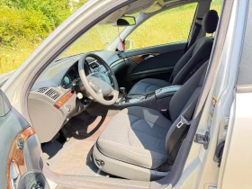 Mercedes-Benz E 220, снимка 13