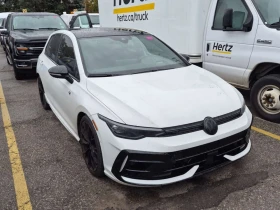 VW Golf * AKRAPOVIC* BLACK EDITION * CARFAX * , снимка 2