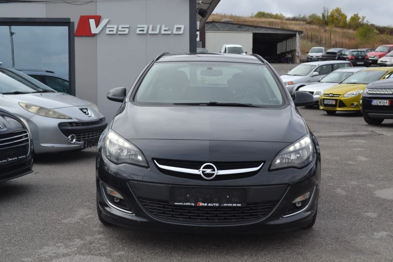 Opel Astra 1.7CDTI, снимка 1 - Автомобили и джипове - 46356996