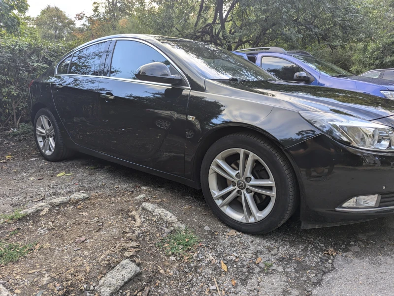 Opel Insignia, снимка 3 - Автомобили и джипове - 47241706