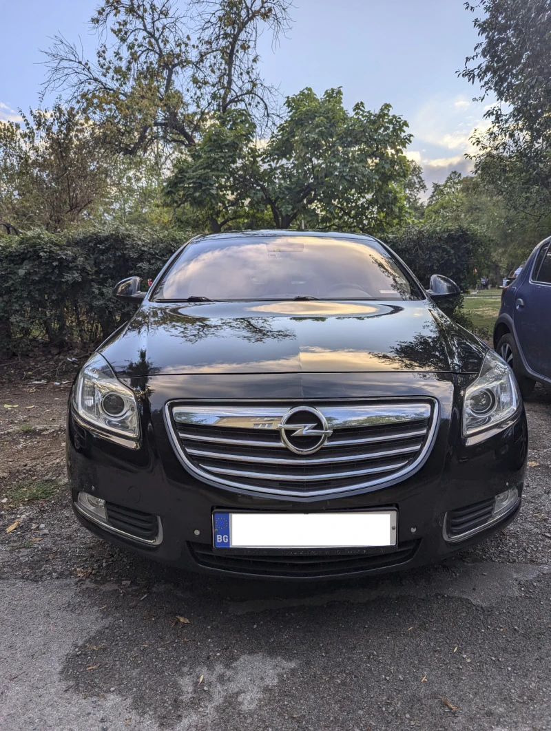 Opel Insignia, снимка 1 - Автомобили и джипове - 47241706