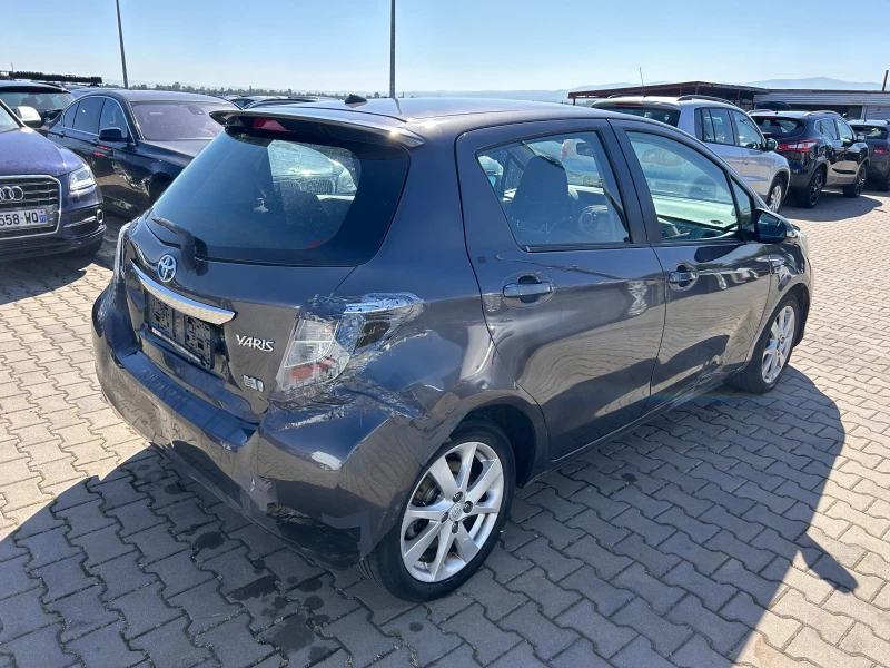 Toyota Yaris 1.5HIBRID AVTOMAT/NAVI ЛИЗИНГ, снимка 6 - Автомобили и джипове - 47410934