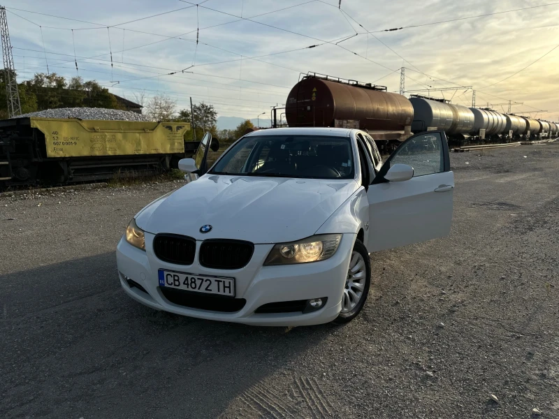 BMW 320 FACELIFT xDRIVE, снимка 1 - Автомобили и джипове - 47734513