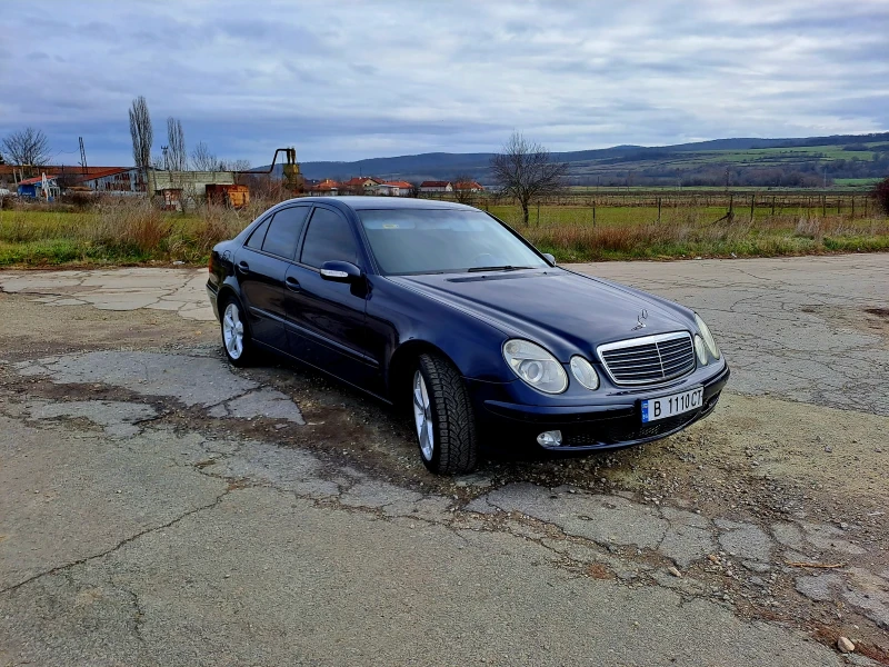 Mercedes-Benz E 200 газов инжекцион , снимка 2 - Автомобили и джипове - 48212961