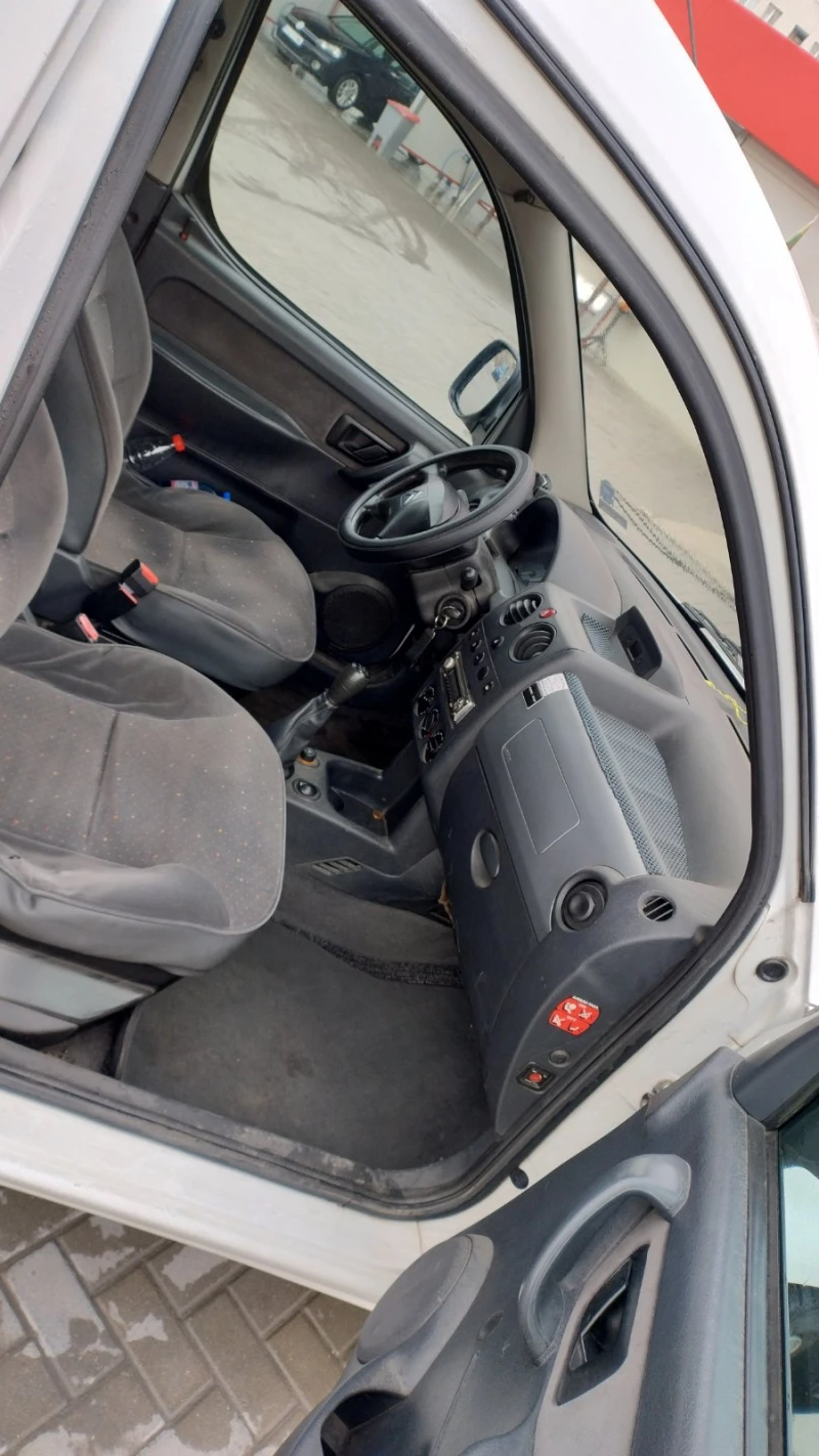 Citroen Berlingo, снимка 11 - Автомобили и джипове - 48708921