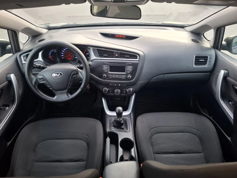 Kia Ceed 1.4 cvvt  , снимка 8 - Автомобили и джипове - 52837291