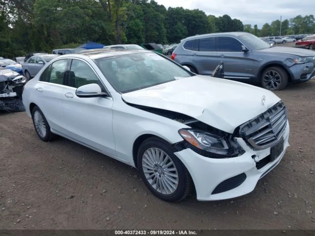 Mercedes-Benz C 300 4MATIC/LUXURY, снимка 4 - Автомобили и джипове - 47499712