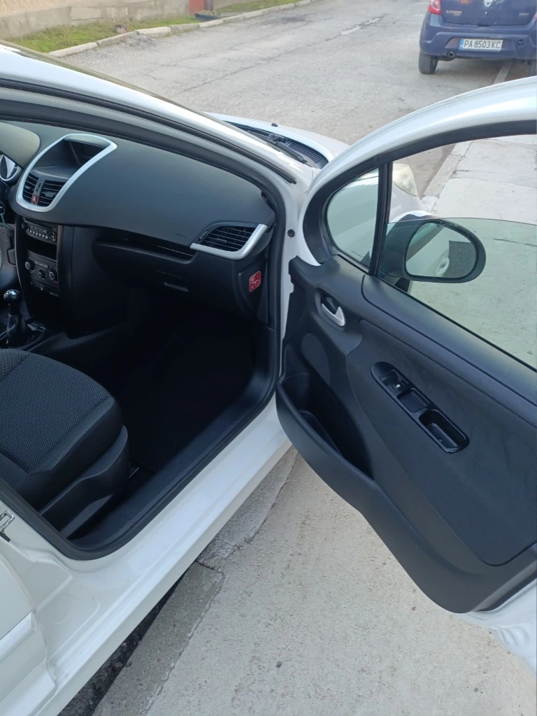 Peugeot 207 1.4 VTi - изображение 9