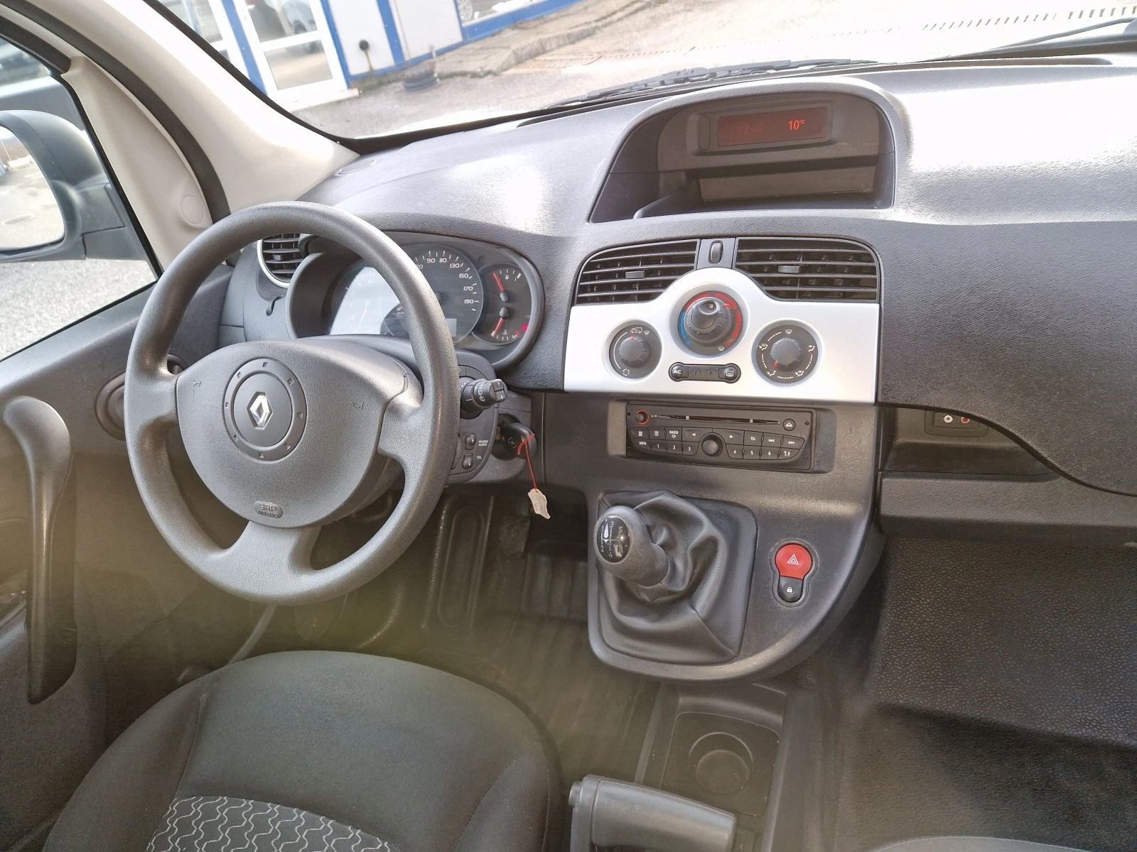 Renault Kangoo 1.5dci ХЛАДИЛЕН ШВЕЙЦАРИЯ - изображение 10