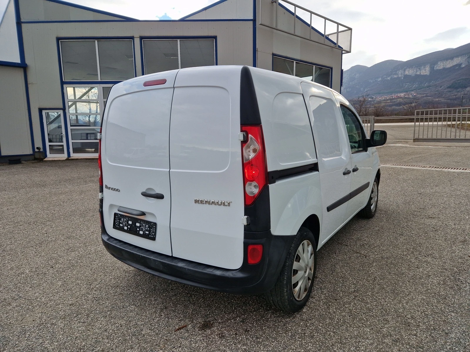 Renault Kangoo 1.5dci ХЛАДИЛЕН ШВЕЙЦАРИЯ - изображение 7