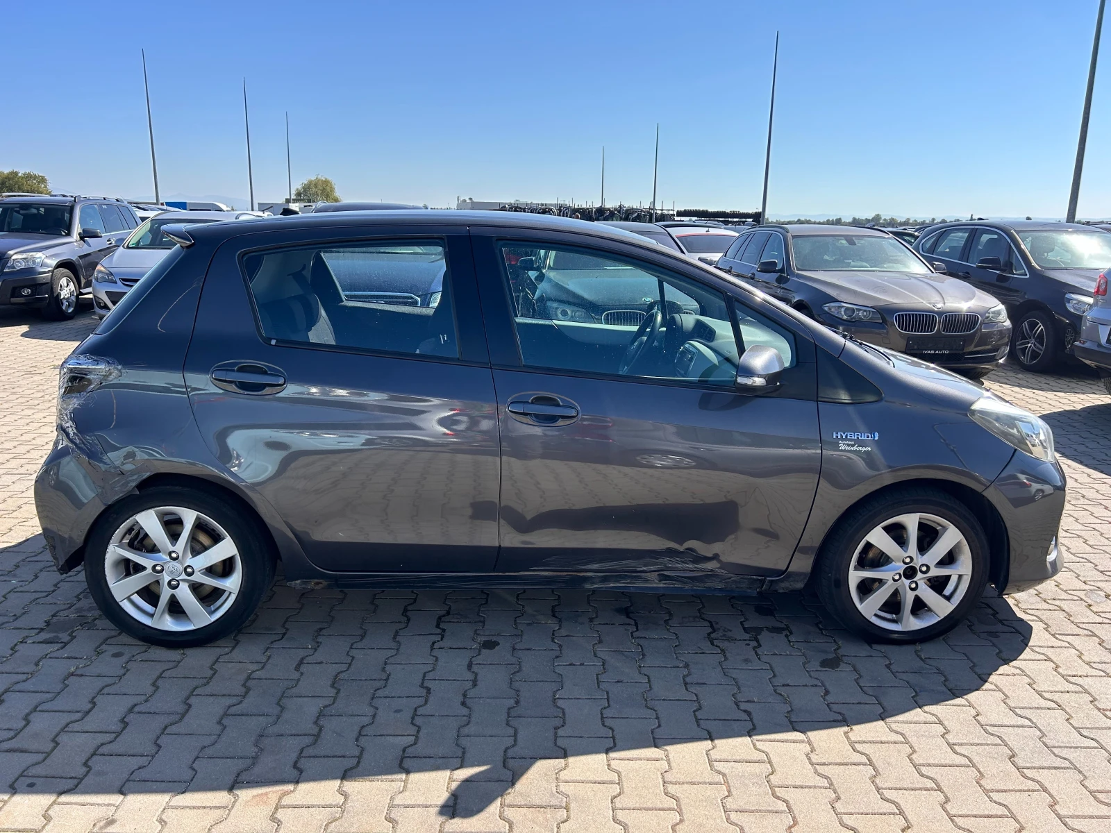 Toyota Yaris 1.5HIBRID AVTOMAT/NAVI ЛИЗИНГ - изображение 5