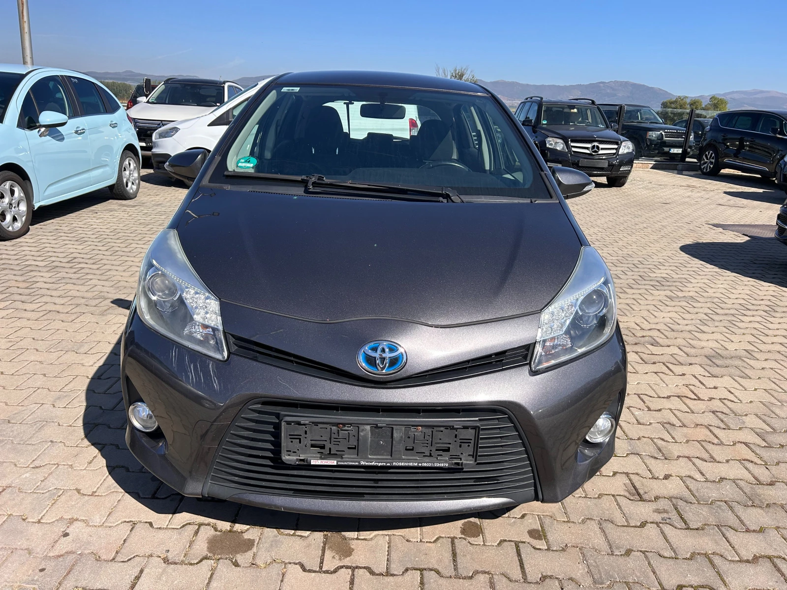 Toyota Yaris 1.5HIBRID AVTOMAT/NAVI ЛИЗИНГ - изображение 3