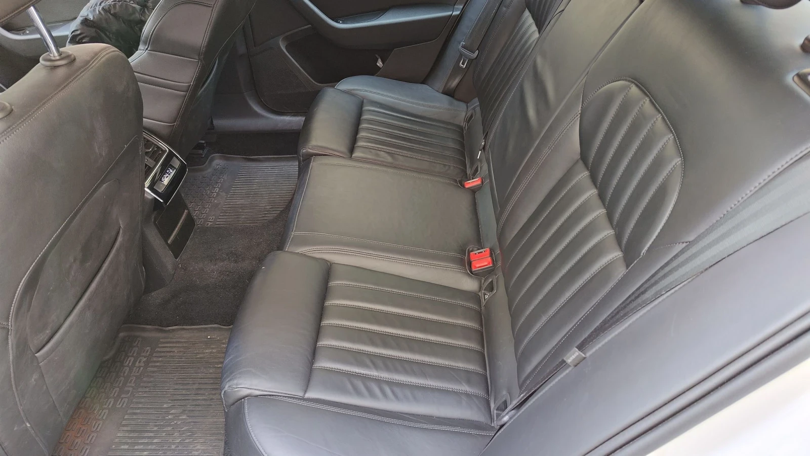 Skoda Superb Skoda Superb III 2.0 TSI (280 Hp) 4x4 DSG - изображение 10