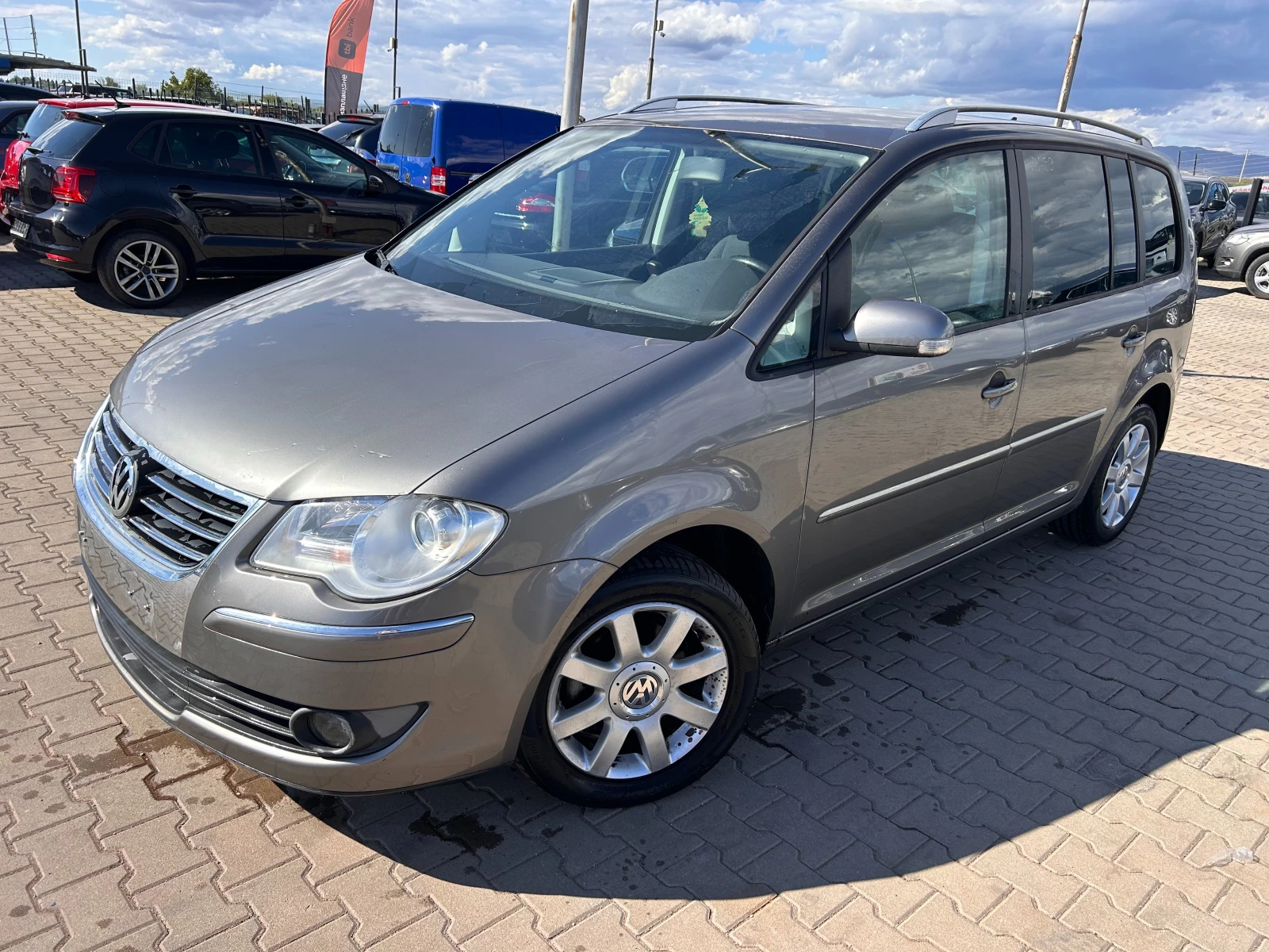 VW Touran 1.4i EURO 4 | Mobile.bg   1