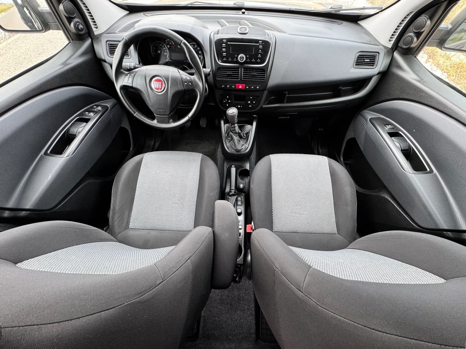 Fiat Doblo 1.6 MultiJet / CLIMATRONIC / AVTOPILOT/ PARKTRONIC - изображение 9