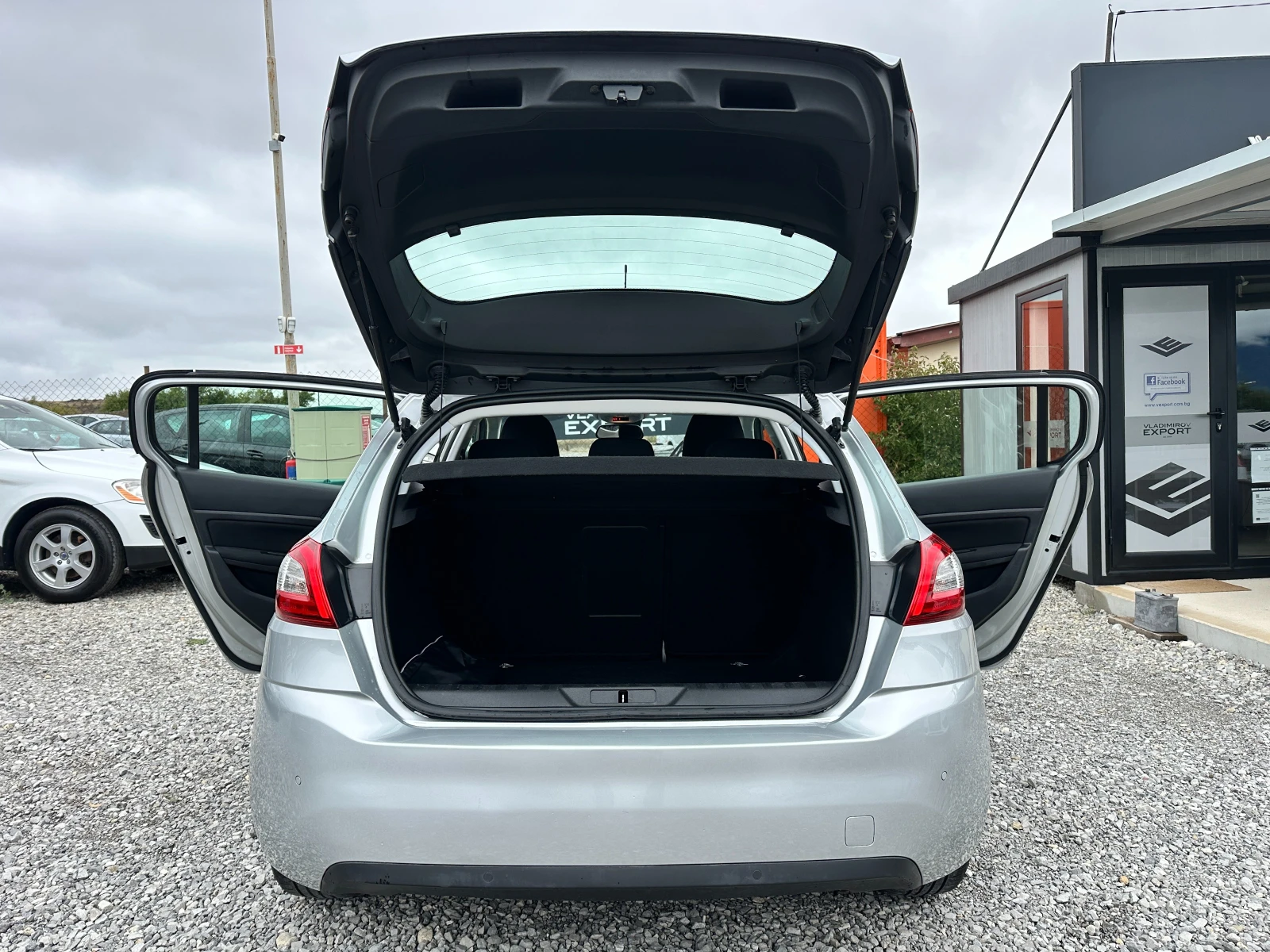Peugeot 308 1.6HDI 115cv - изображение 10