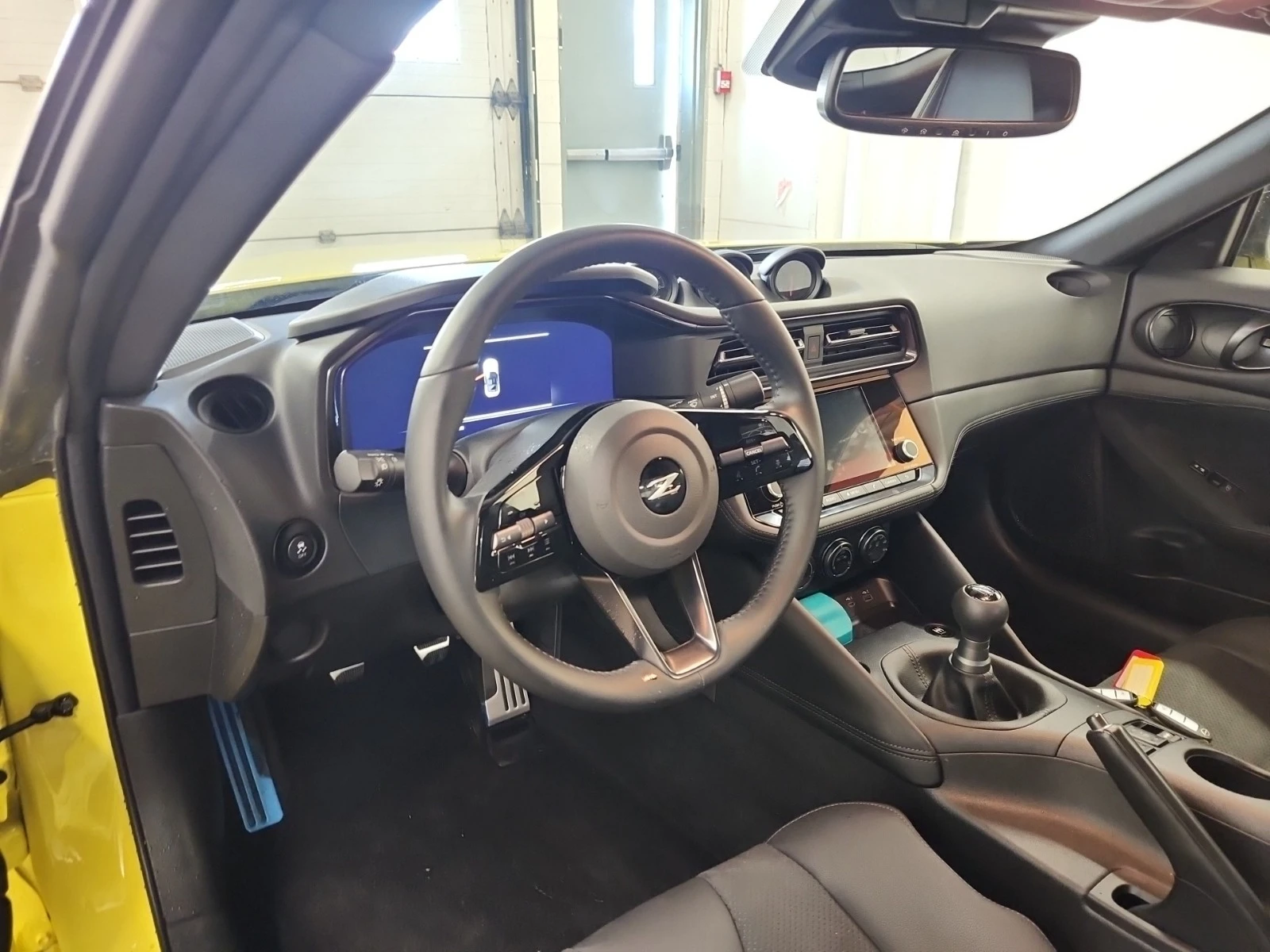 Nissan 370Z Z* * РЪЧКА * * CARFAX * * АВТО КРЕДИТ * *  - изображение 7
