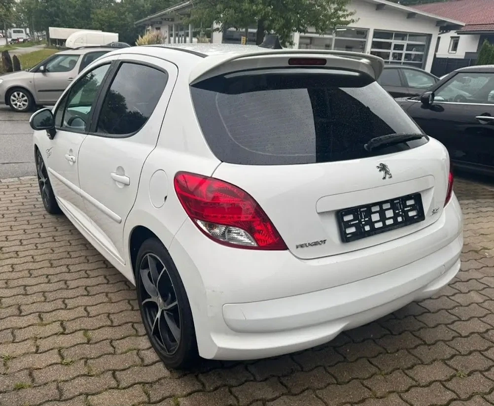 Peugeot 207 1.4 VTi - изображение 6