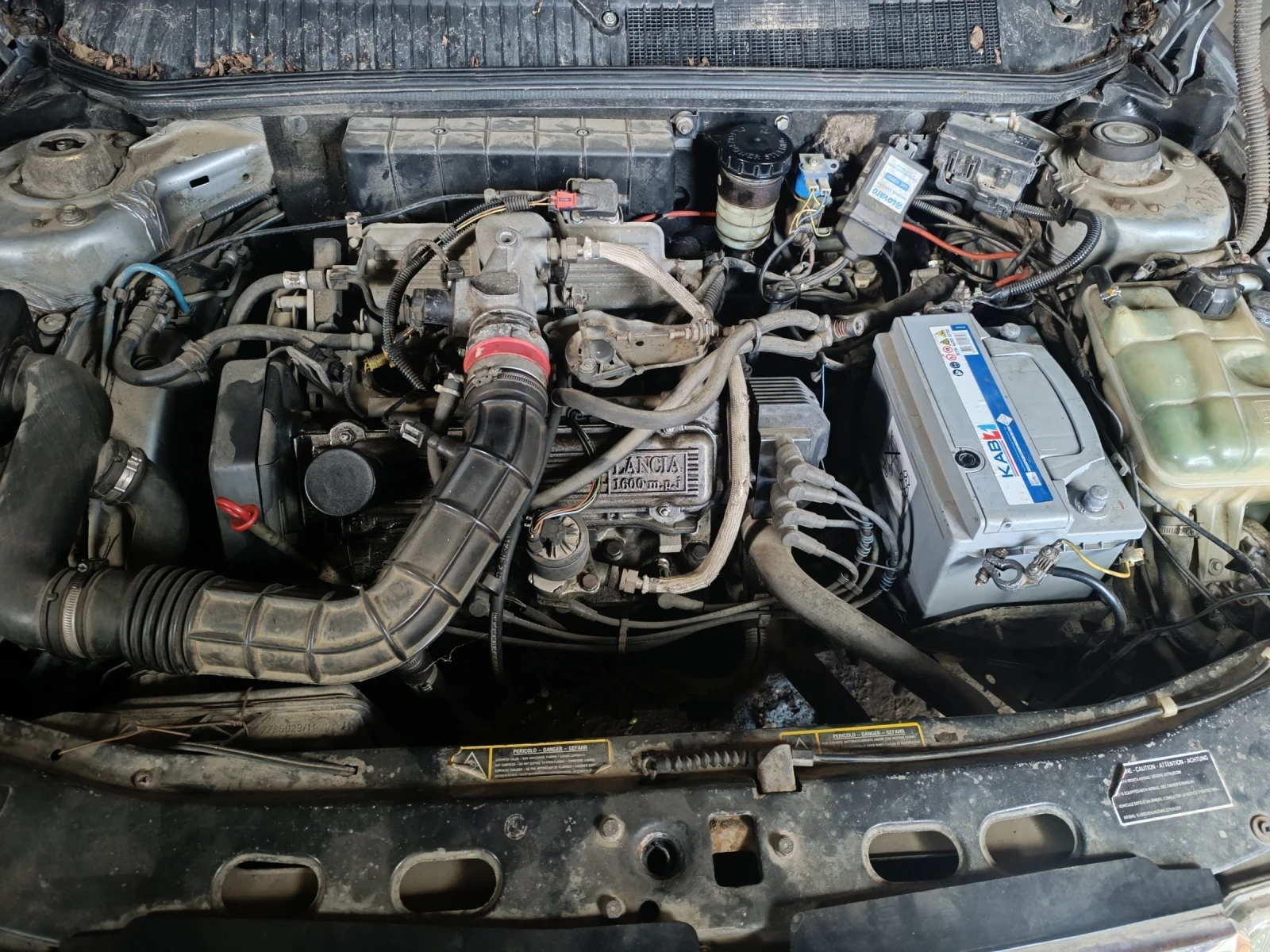 Lancia Dedra, снимка 12 - Автомобили и джипове - 55368694
