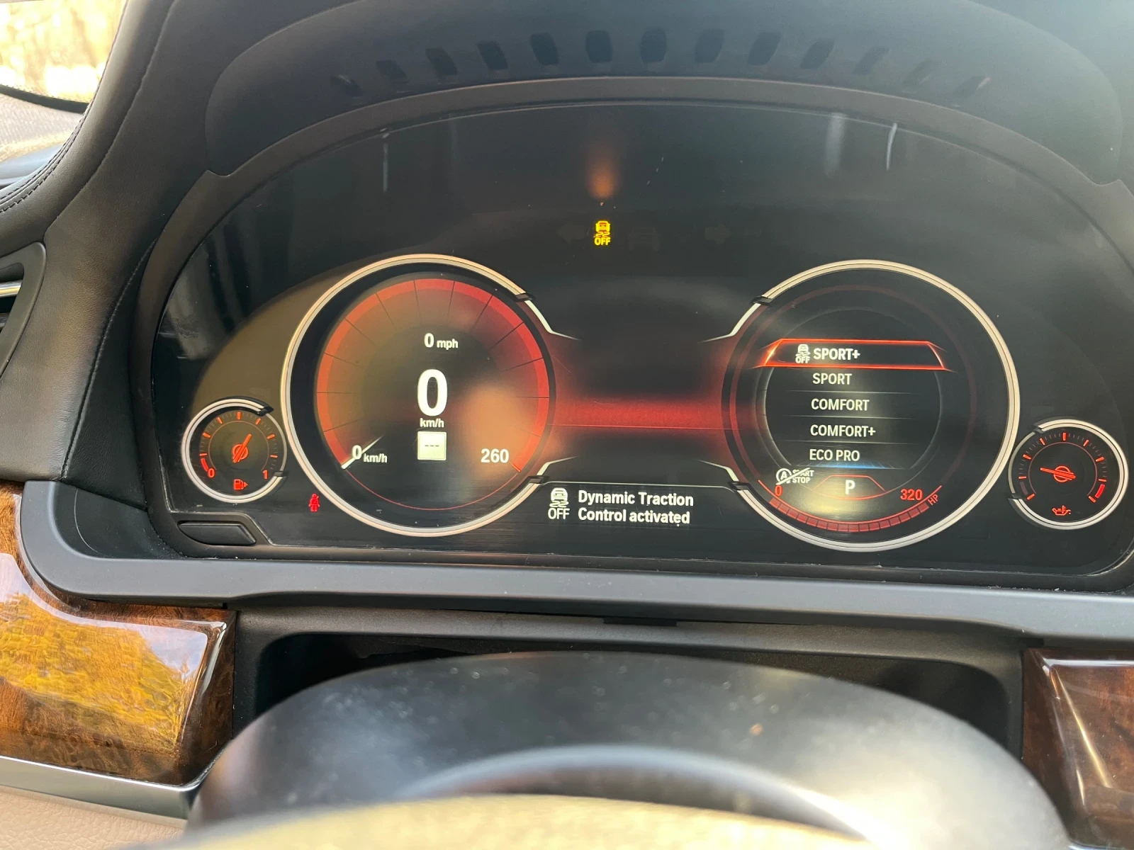 BMW 740 Face M Sport 360* Harman Вакуум Обдух Дистр Задно, снимка 12 - Автомобили и джипове - 53815187