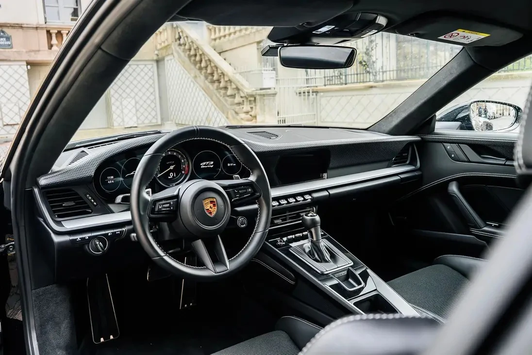 Porsche 911 992 GT3 Touring, снимка 5 - Автомобили и джипове - 54043182