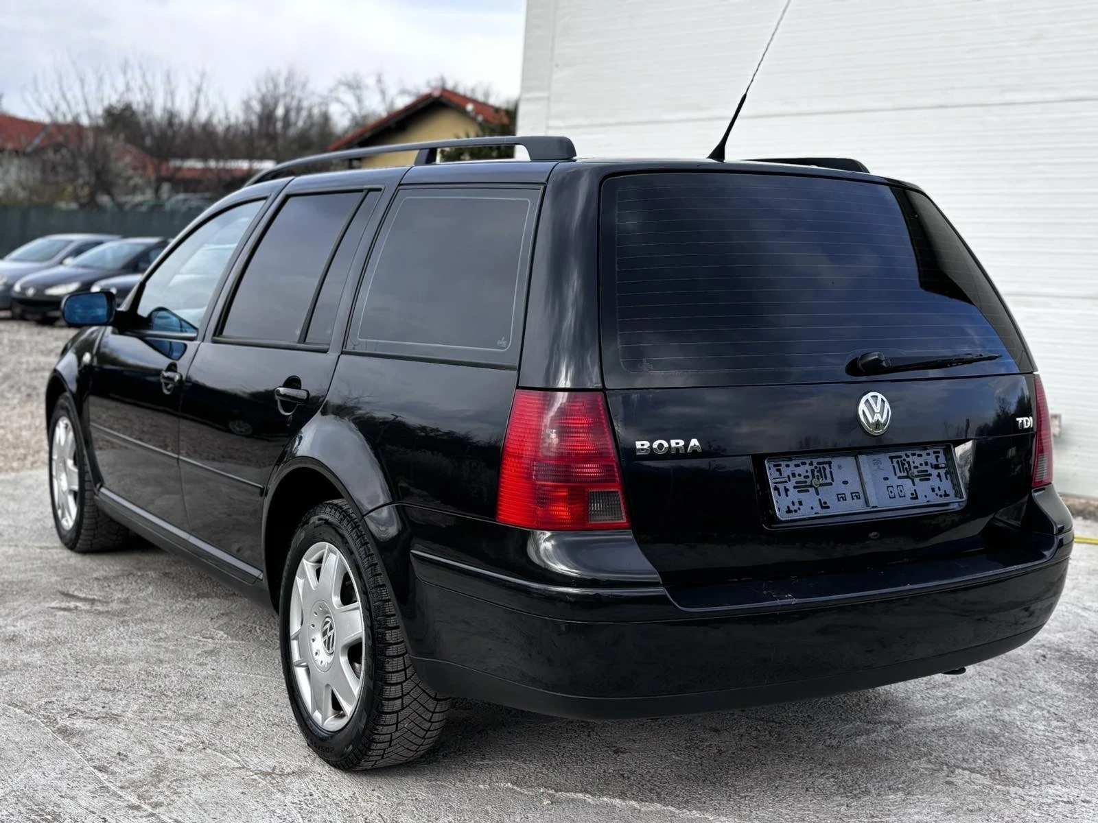 VW Bora 1.9~TDi~, снимка 4 - Автомобили и джипове - 54206330
