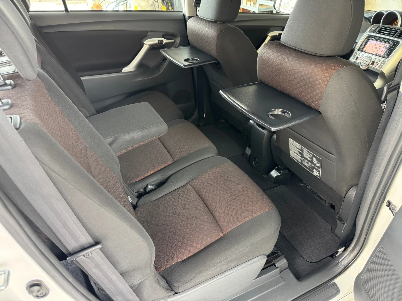 Toyota Verso 1, 8 VVT-i* 7 ������* ��������* EURO 5 | Mobile.bg � ����������� 16