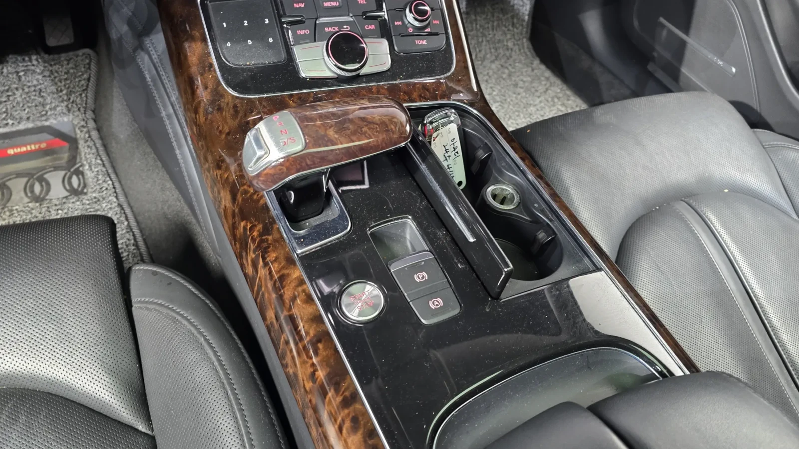 Audi A8 !!FIRST CLASS!!4.0TFSI !!ВСИЧКИ ЕСКТРИ!! #ЕКРАНИ#, снимка 9 - Автомобили и джипове - 54893134