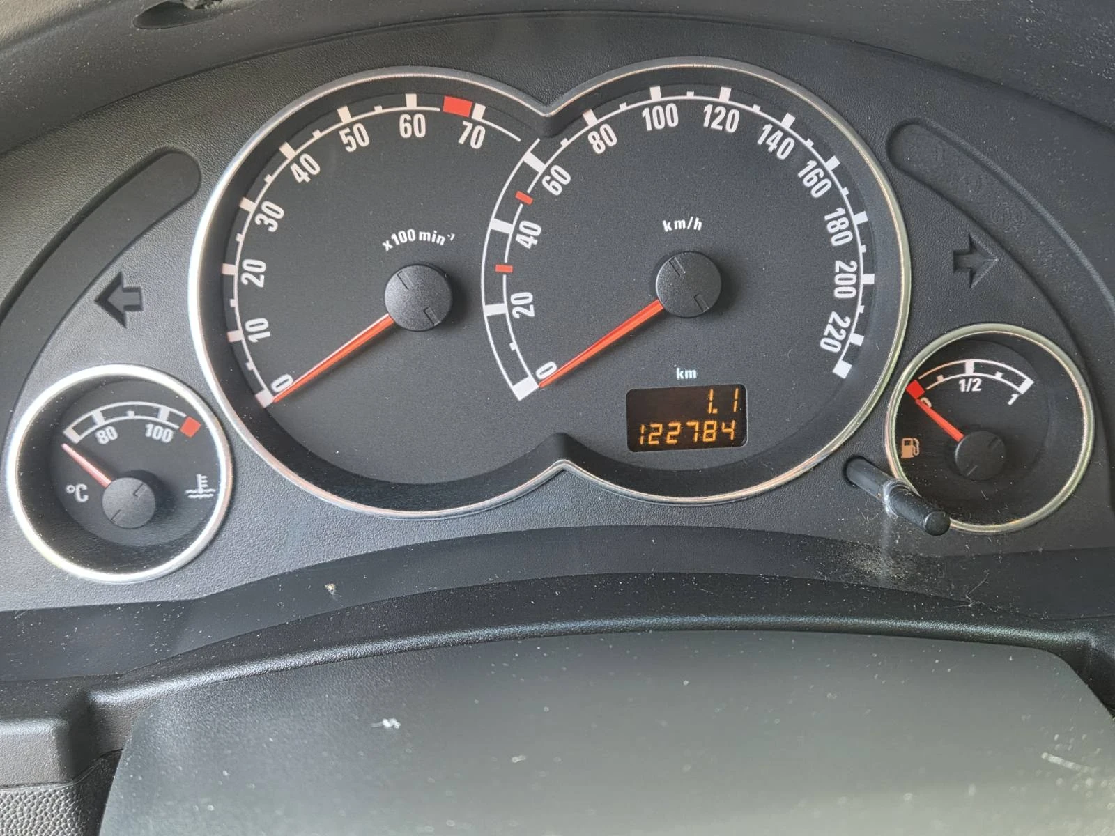 Opel Meriva 1.6, снимка 15 - Автомобили и джипове - 55068949