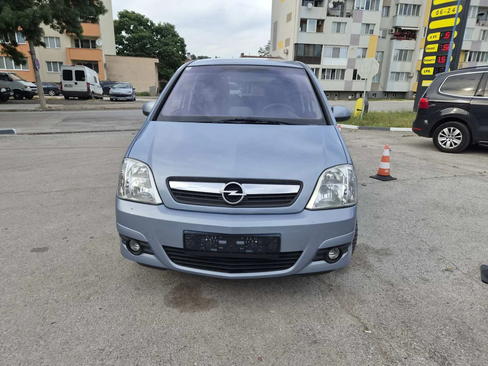 Opel Meriva 1.6, снимка 2 - Автомобили и джипове - 55068949