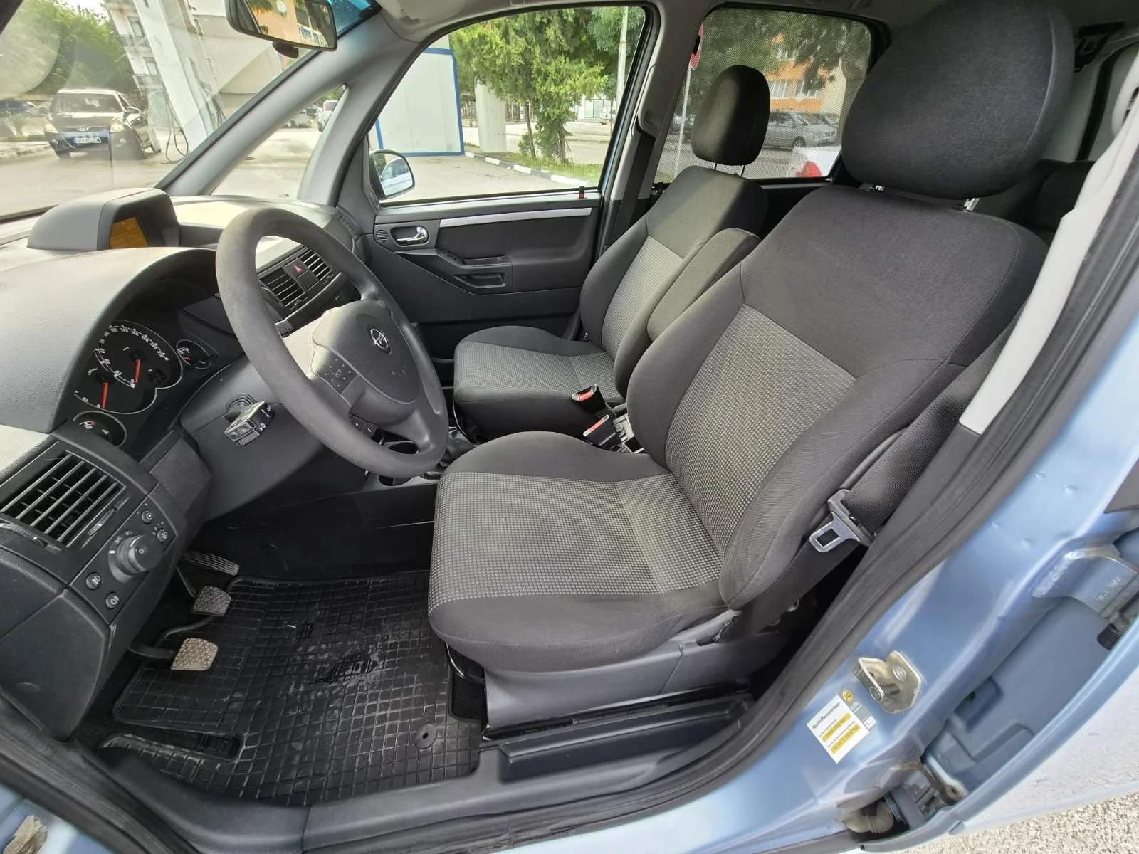 Opel Meriva 1.6, снимка 9 - Автомобили и джипове - 55068949