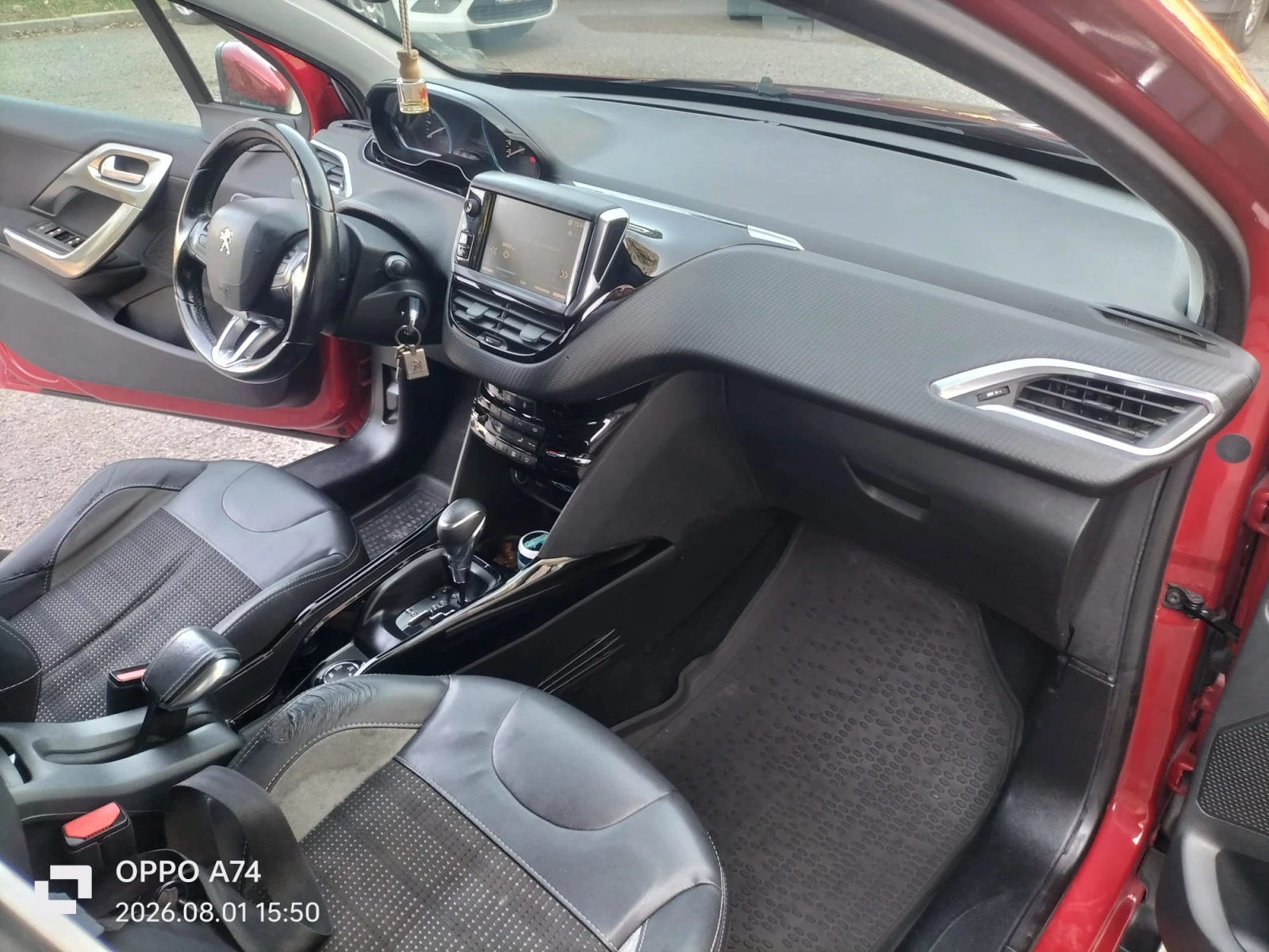 Peugeot 2008, снимка 5 - Автомобили и джипове - 55504492