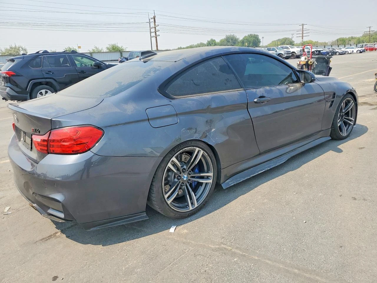 BMW M4 CARBON* КОЖА* ПОДГРЕВ* HARMAN KARDON* , снимка 3 - Автомобили и джипове - 56165486