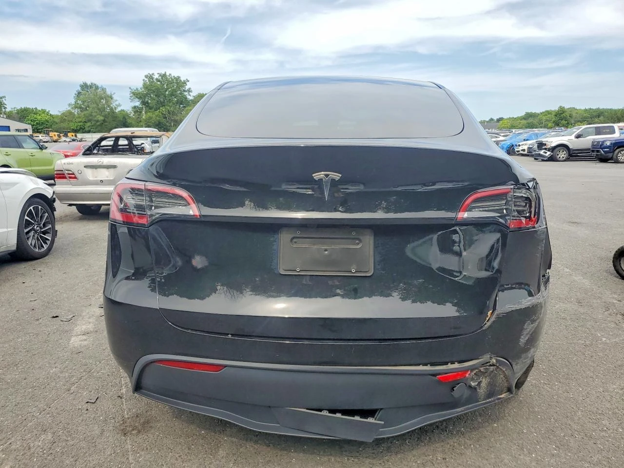 Tesla Model Y, снимка 6 - Автомобили и джипове - 56376697