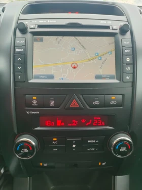 Kia Sorento 2.2 CRDi 4x4 Обслужен , снимка 14