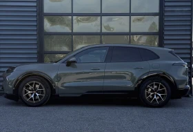 Porsche Cayenne Electric/PANO/BOSE/HEAD UP/360 /, снимка 2