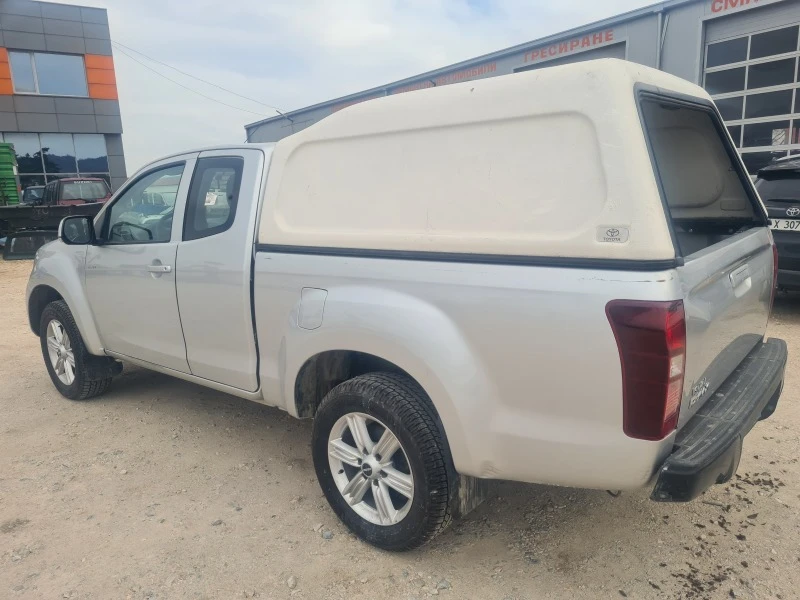 Isuzu D-max, снимка 5 - Автомобили и джипове - 44477872