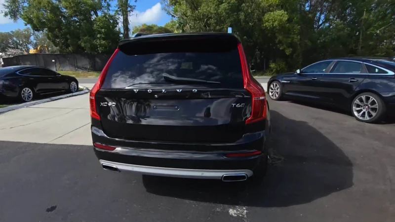 Volvo Xc90 ДИГИТАЛНО ТАБЛО* ПАНОРАМА* 7-МЕСТА* LANE ASSIST* , снимка 3 - Автомобили и джипове - 47865204