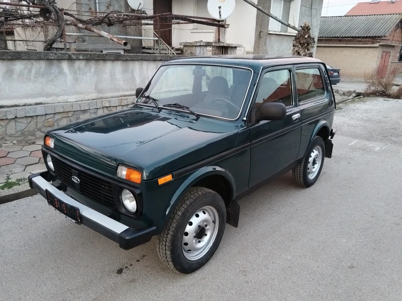 Lada Niva 1.7i, снимка 2 - Автомобили и джипове - 48417799