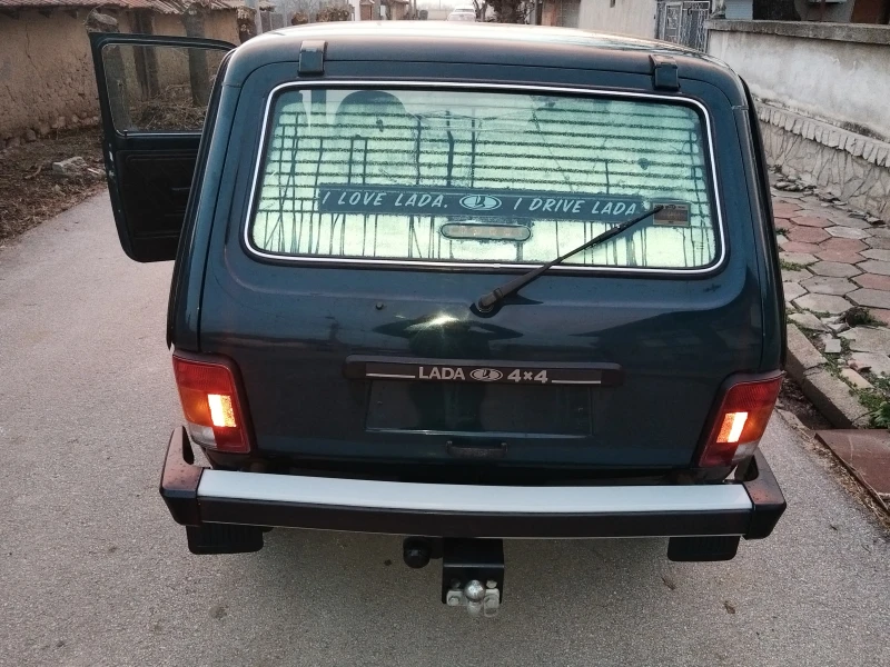 Lada Niva 1.7i, снимка 16 - Автомобили и джипове - 48417799