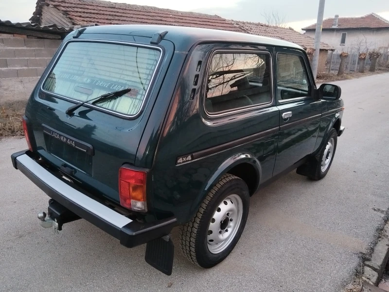 Lada Niva 1.7i, снимка 4 - Автомобили и джипове - 48417799