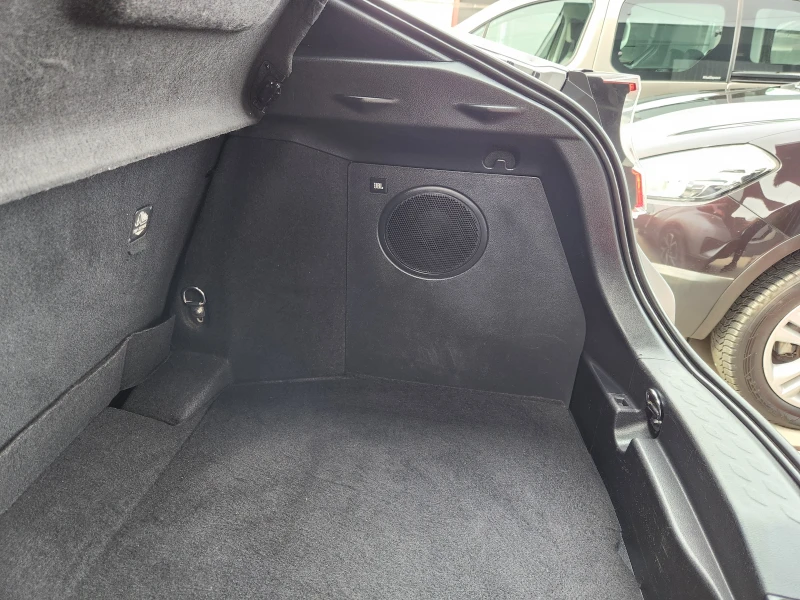 Toyota C-HR 1.2 I-115к.с EURO 6-4Х4- АВТОМАТИК-JBL-ШВЕЙЦАРИЯ , снимка 17 - Автомобили и джипове - 49668144