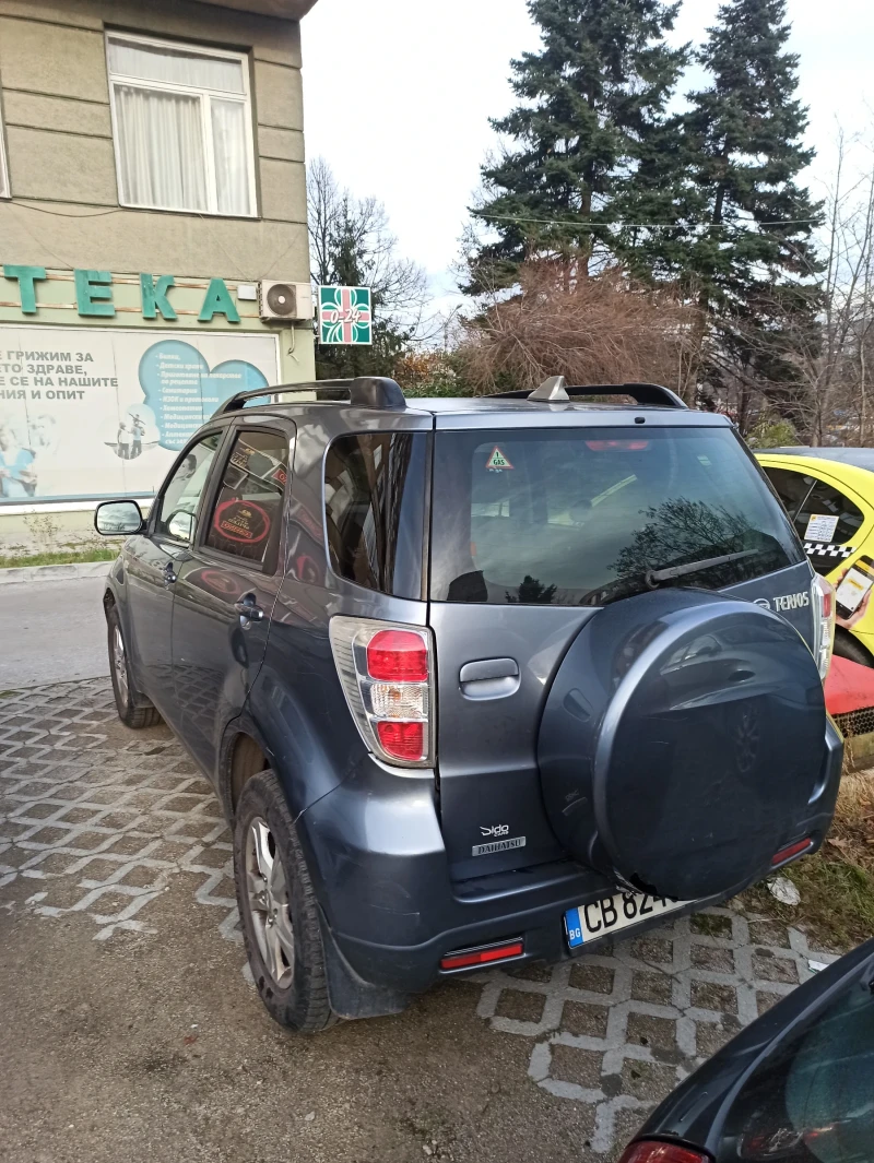 Daihatsu Terios 1.5 4х4, снимка 5 - Автомобили и джипове - 52741643
