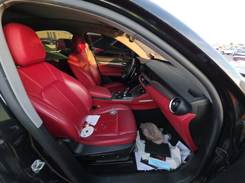 Alfa Romeo Stelvio Sport, снимка 9 - Автомобили и джипове - 53118110
